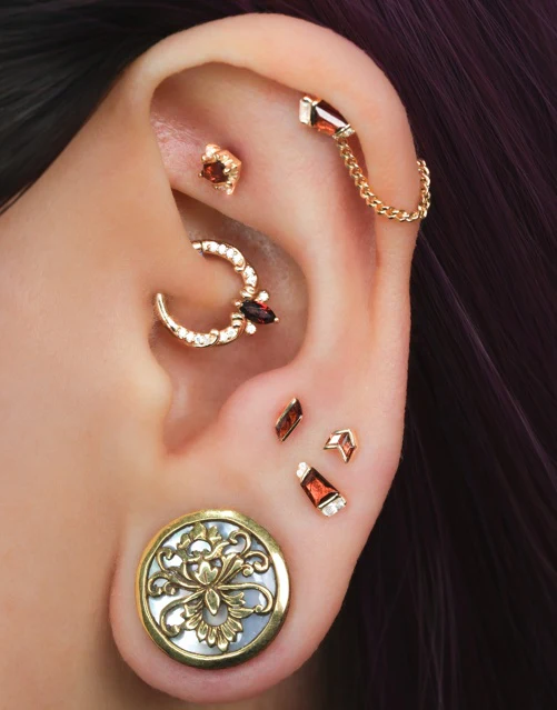 Coterie Clicker with Garnet - Image 2