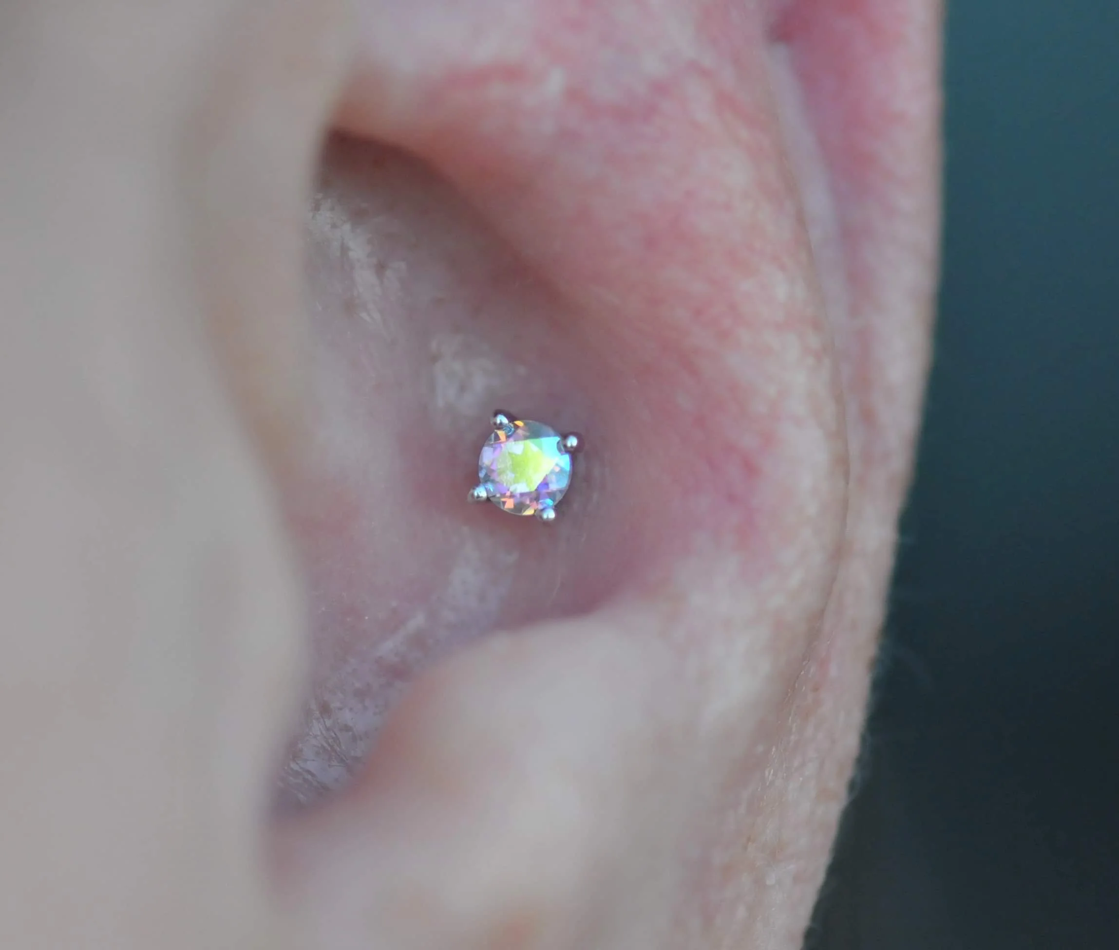 Prong Gem Threadless End with Mercury Mist Topaz - Image 3