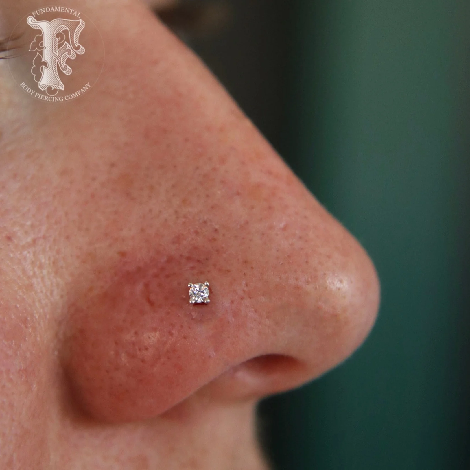 Prong Gem Threadless End with Swarovski CZ - Image 4