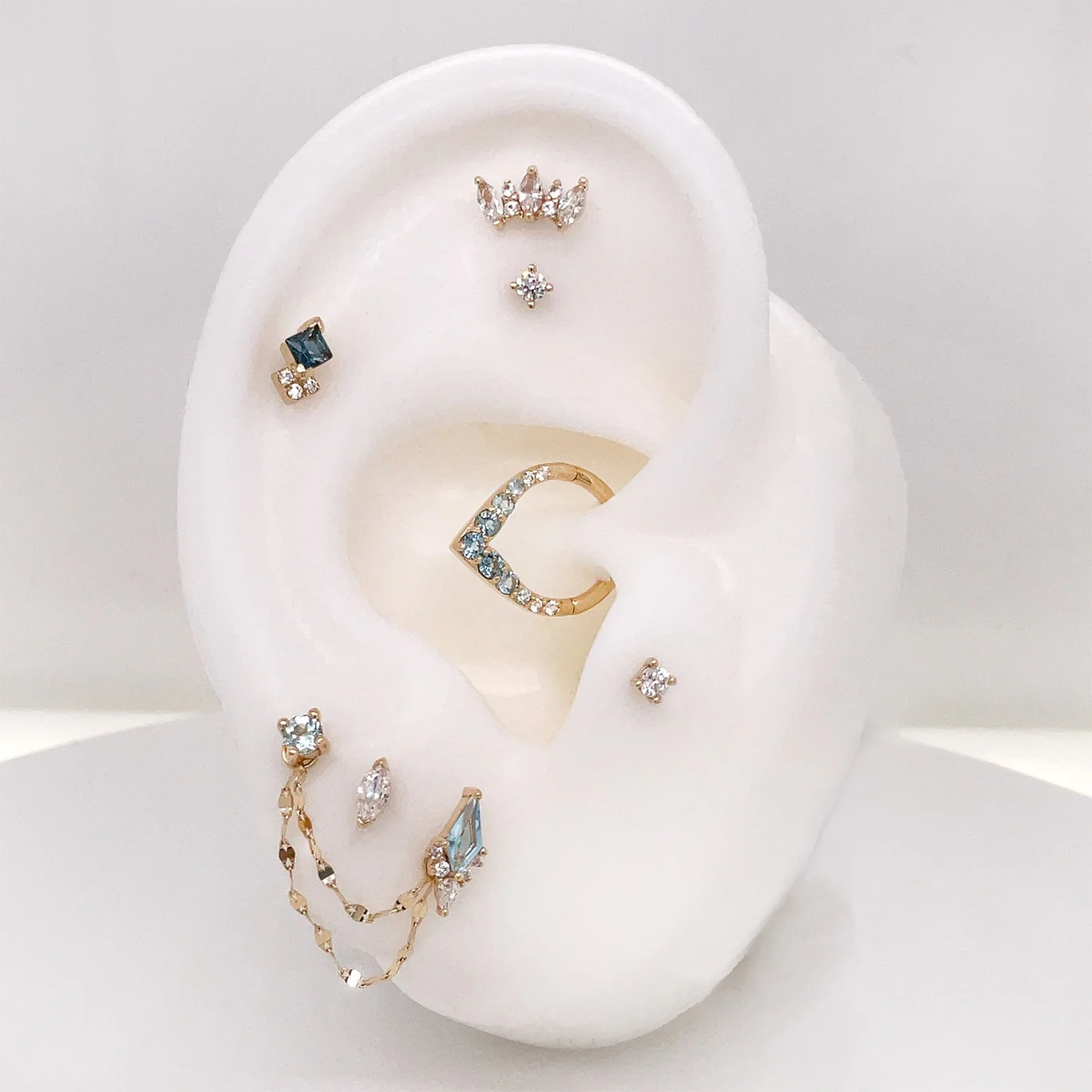 Zuri Threadless End with Diamond - Image 3